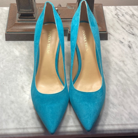 Ivanka Trump Turquoise Heels - Picture 1 of 6